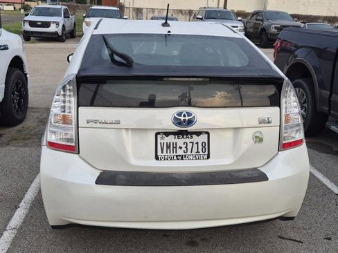 Used 2010 Toyota Prius Four FWD image 3