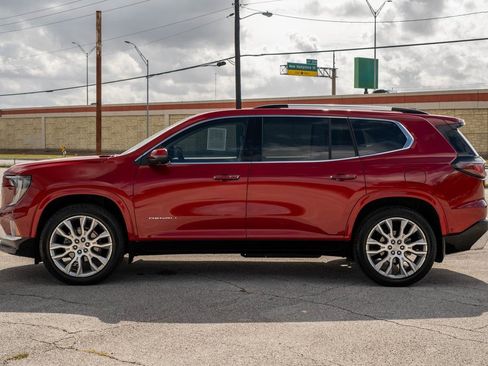 Used 2024 GMC Acadia Denali w/ Super Cruise Package image 4