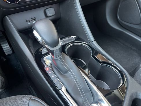 Used 2025 Buick Encore GX Preferred image 41