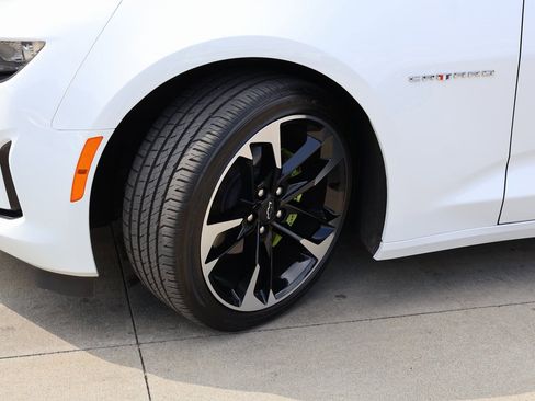 Certified 2023 Chevrolet Camaro LT image 34