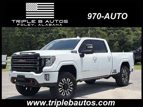 Used 2020 GMC Sierra 2500 AT4 w/ AT4 Premium Package AWD/4WD image 1