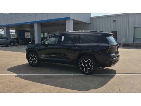 New 2026 Chevrolet Traverse High Country image 6