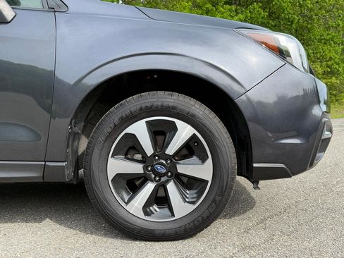 Used 2018 Subaru Forester 2.5i Premium AWD/4WD image 10