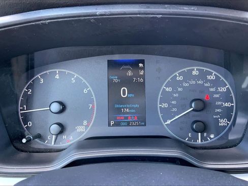 Used 2024 Toyota Corolla LE image 25