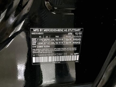 Certified 2023 Mercedes-Benz GLB 250 4MATIC image 33