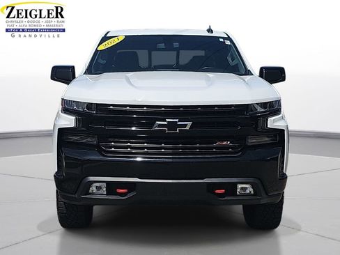 Used 2021 Chevrolet Silverado 1500 LT Trail Boss AWD/4WD image 2