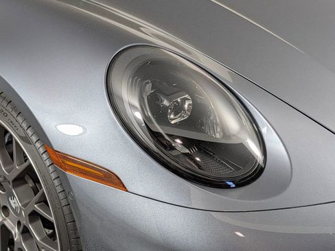 Certified 2025 Porsche 911 Carrera RWD image 15