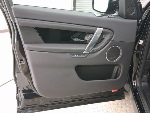 New 2025 Land Rover Discovery Sport S image 20