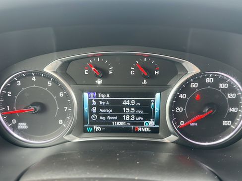 Used 2019 GMC Acadia SLT image 27