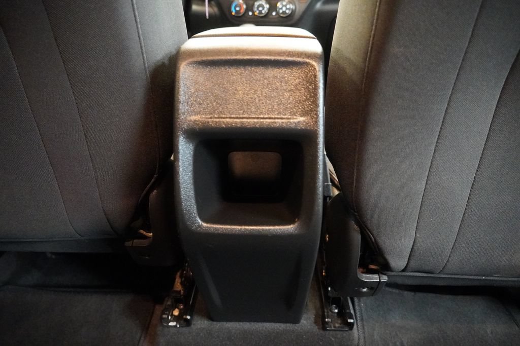 Used 2024 Chevrolet Trax RS FWD image 27