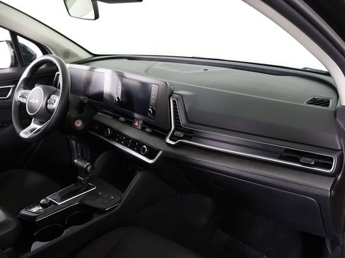 Used 2024 Kia Sportage LX AWD/4WD image 25