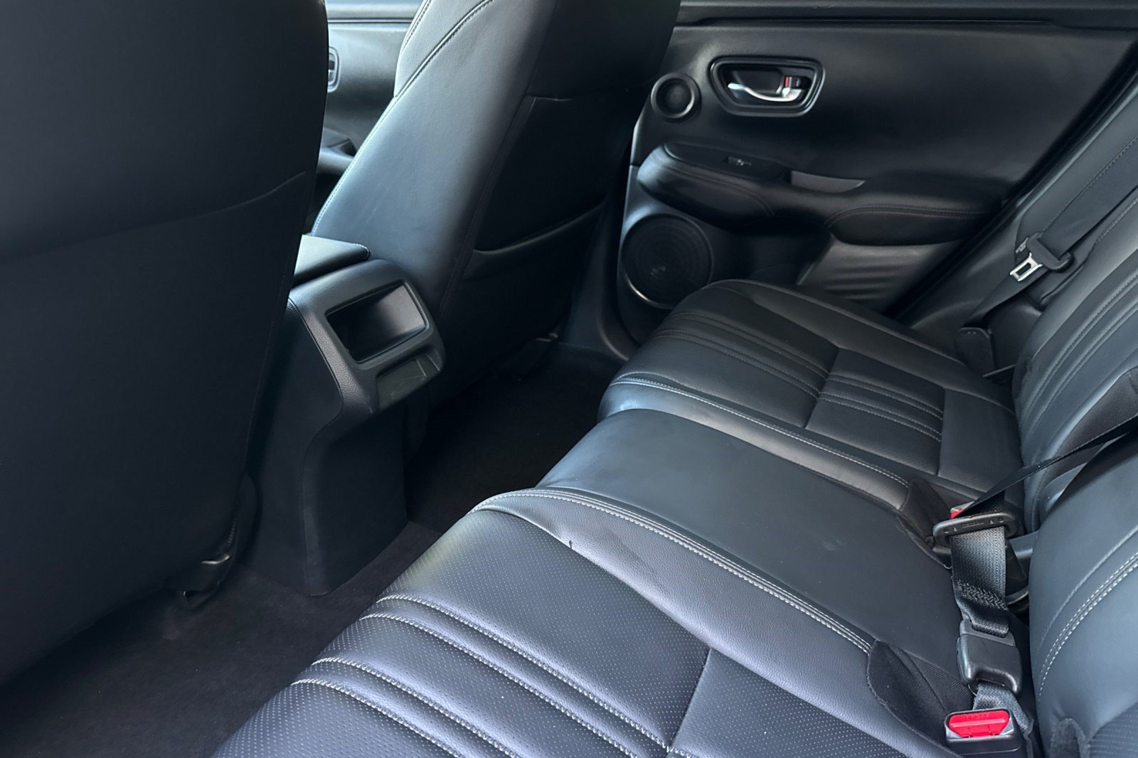 Certified 2024 Honda HR-V EX-L image 26