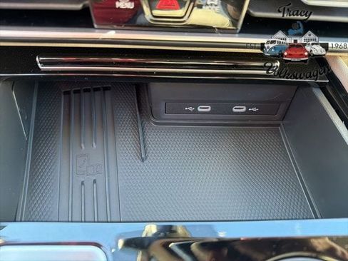 New 2026 Volkswagen Atlas SE image 12