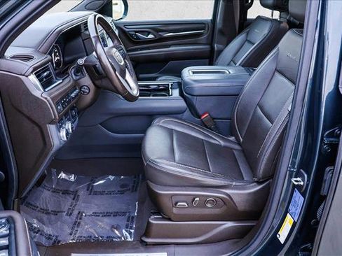 Used 2021 GMC Yukon Denali w/ Denali Ultimate Package image 12