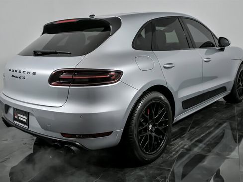 Used 2017 Porsche Macan GTS w/ Premium Package Plus image 10