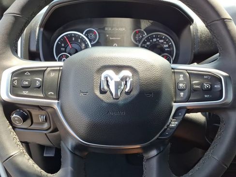 Certified 2025 RAM 2500 Big Horn AWD/4WD image 5
