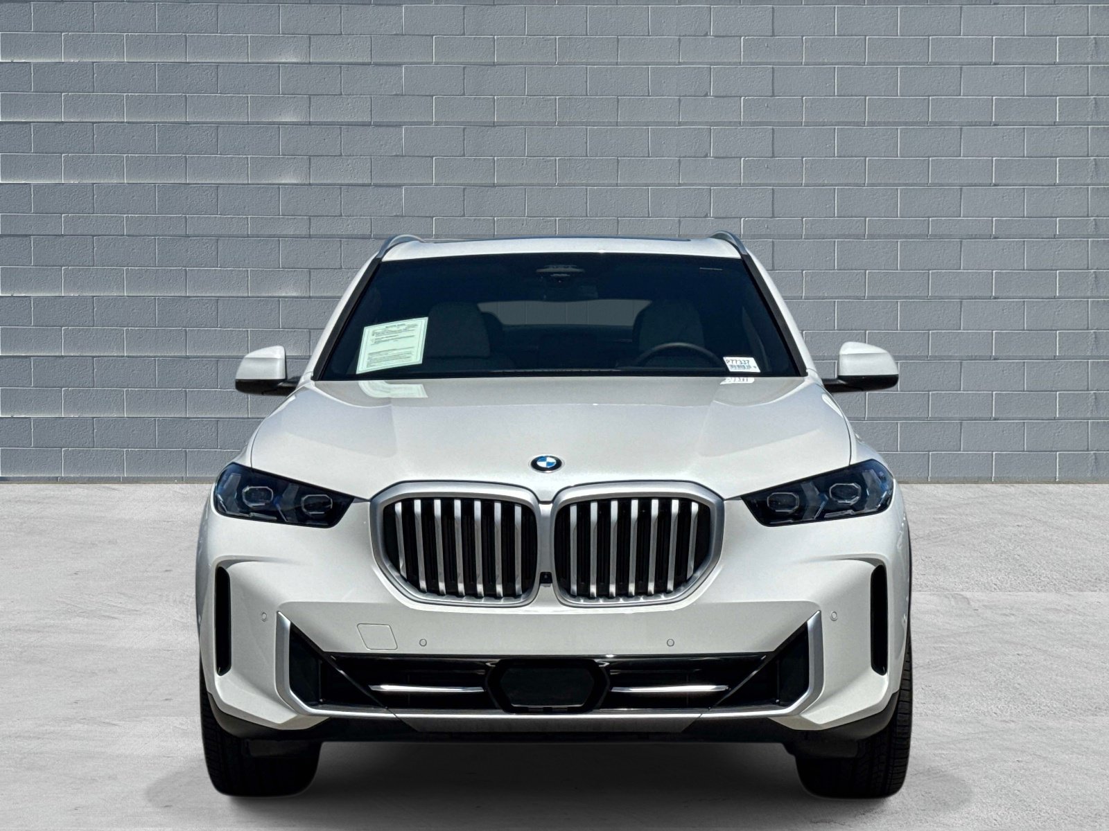 Used 2026 BMW X5 sDrive40i RWD image 2