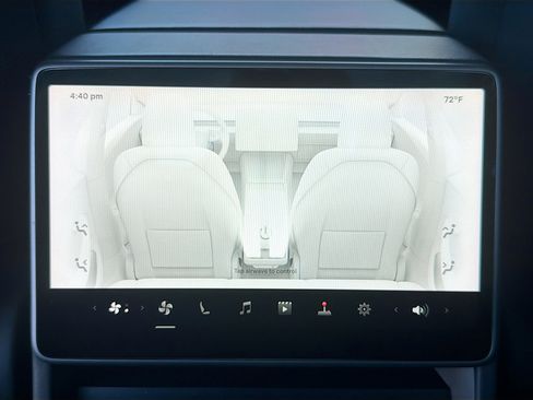 Used 2025 Tesla Model 3 Long Range image 19