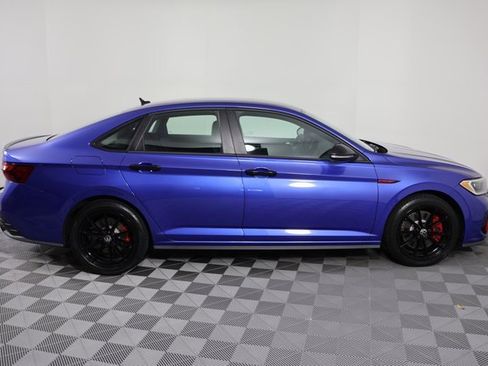 Used 2024 Volkswagen Jetta GLI 40th Anniversary Edition image 9
