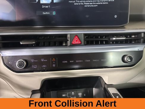 Used 2024 Kia Sorento SX image 17