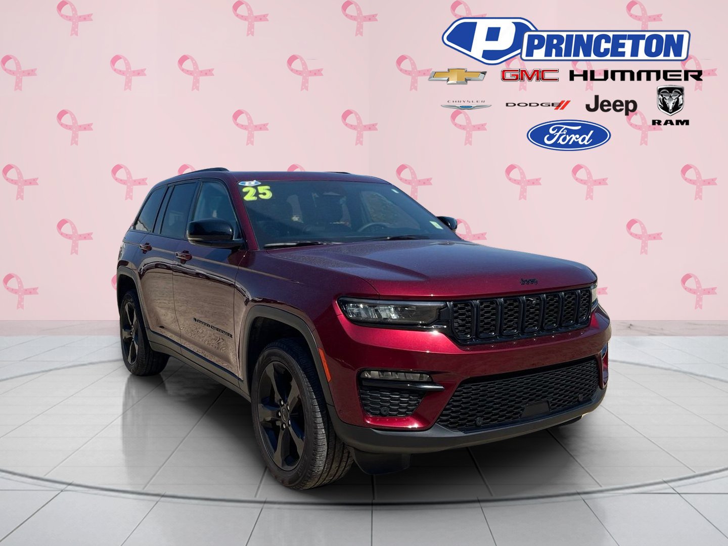 Certified 2025 Jeep Grand Cherokee Limited w/ Luxury Tech Group II AWD/4WD image 1