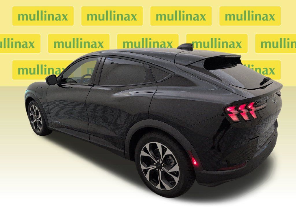Used 2025 Ford Mustang Mach-E Select RWD image 9