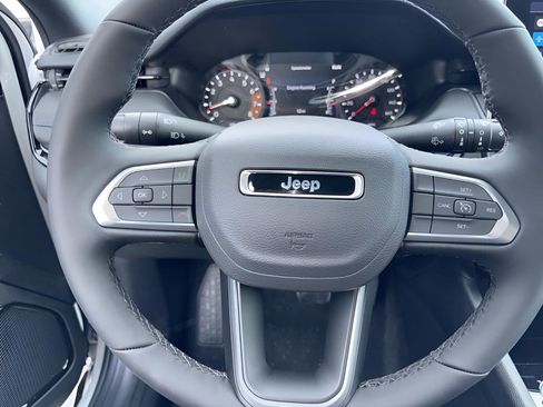 New 2026 Jeep Compass Latitude AWD/4WD image 15