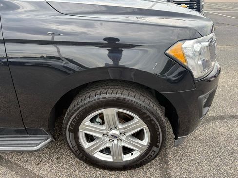 Used 2020 Ford Expedition XLT w/ Equipment Group 202A RWD image 11