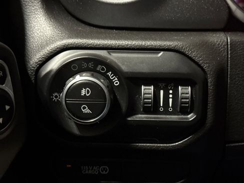 Used 2020 Jeep Gladiator Mojave w/ Dual Top Group AWD/4WD image 19