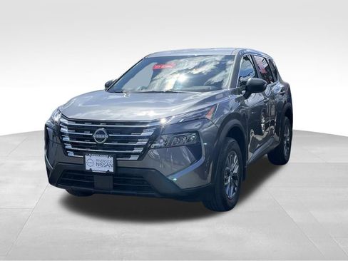 Certified 2026 Nissan Rogue S AWD/4WD image 2