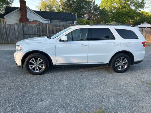 Used 2016 Dodge Durango Limited w/ Nav & Power Liftgate Group image 2