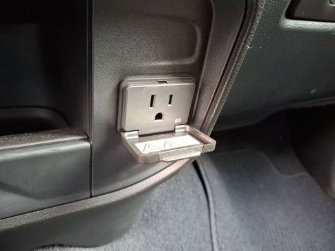 Used 2024 RAM 2500 Laramie w/ Safety Group image 25