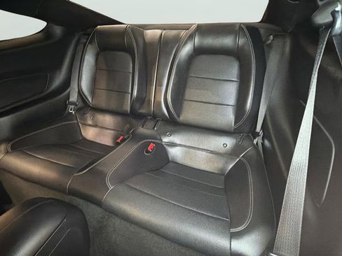 Used 2017 Ford Mustang Premium image 33