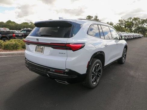 New 2026 Buick Enclave Sport Touring w/ Power Package image 9
