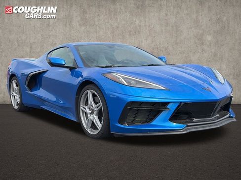 Used 2024 Chevrolet Corvette Stingray Coupe w/ Z51 Performance Package RWD image 11