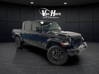 Used 2023 Jeep Gladiator Overland AWD/4WD video 1
