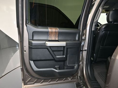 Certified 2020 Ford F150 Lariat w/ FX4 Off-Road Package image 23