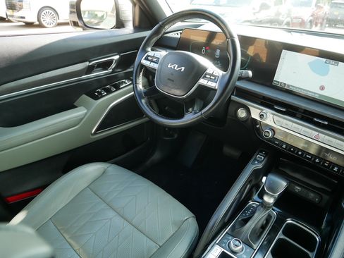 Used 2023 Kia Telluride EX X-Line AWD/4WD image 9