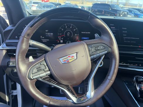 Used 2023 Cadillac Escalade ESV V w/ LPO, ONYX Package image 46