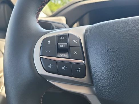 Used 2026 Ford Explorer Active w/ Active Comfort Package RWD image 27