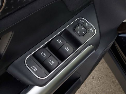 Used 2025 Mercedes-Benz GLA 35 AMG 4MATIC image 16