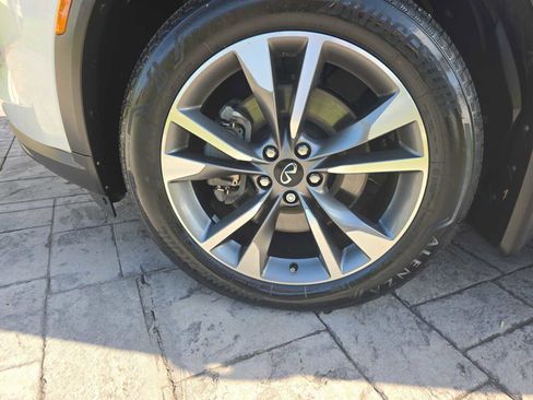 Used 2023 INFINITI QX60 Luxe FWD image 10