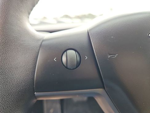 Used 2020 Tesla Model 3 Performance image 11