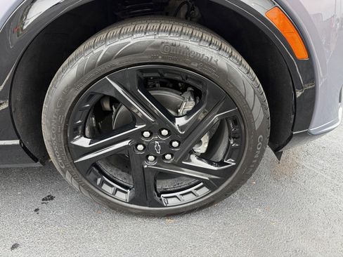 Used 2024 Chevrolet Equinox EV RS image 8