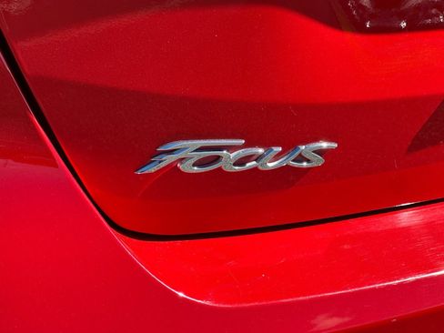Used 2017 Ford Focus ST FWD image 24