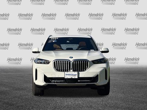 Certified 2024 BMW X5 xDrive50e w/ Premium Package image 10