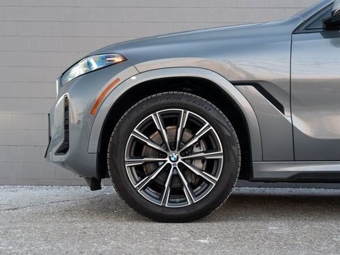 Used 2024 BMW X6 xDrive40i w/ Premium Package image 12