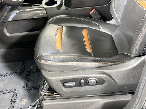 Used 2022 GMC Sierra 1500 AT4 w/ AT4 Premium Package image 20