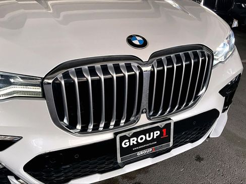 Used 2019 BMW X7 xDrive50i w/ M Sport Package AWD/4WD image 29