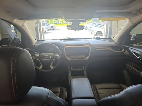 Used 2023 GMC Acadia Denali w/ Black Diamond Edition FWD image 29